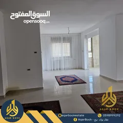 1 شقة للبيع باطلالة مميزة ورائعة