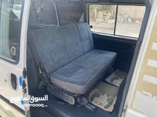  5 باص هونداي جريس موديل 2001  للجادين فقط سعر جيد