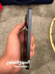  3 ايفون 13 للبيع الجهاز مش ناقصه اشي بل مره كل قطعه اصليه و وافحص وين ما بدك ومعاه كرتونه تبعته