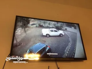  3 مخزن 170 متر مع سده وارتفاع 5 متر وكهرباء 3 فاز مع مرافق في منطقة هادئة وعلى شارعين