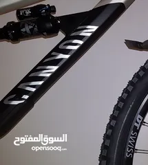  22 سيكل جبلي مع ملحقاته trail bike دراجة أصلية عملية مع اكسسوارات canyon mountain