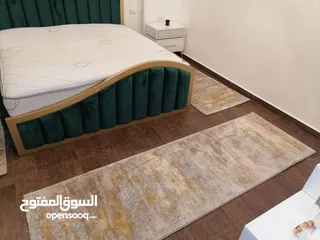  10 عشب صناعي كثافات مختلفه و جلد بي في سي بلجيكي
