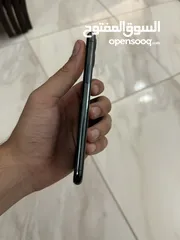  7 iPhone 11 pro 64g نضيف