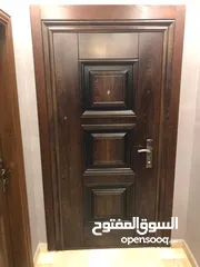  3 صيانه جميع أبواب الأمان والخشب وفتح الأبواب المغلقة بدون أي ضرر خدمه 24ساعه