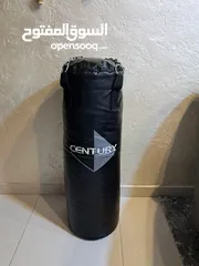  1 كيس ملاكمة شبه جديد