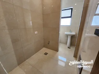  17 شقة للبيع في جبل عمان  ref : 14335