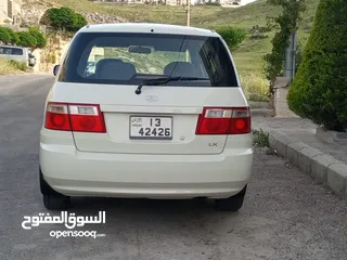  25 كيا كارينز 2005 7مقاعد عائليه جير اتماتيك كشافات ظباب مكيف مركزي بحاله ممتازه