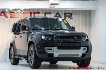  24 Land Rover Defender 2023 Plug in hybrid Black Package   عداد صفر