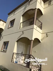  2 فيلا للايجار في حي هادئ وراقي