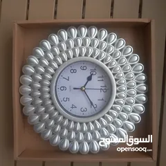  23 ساعة حائط للبيع بالجملة