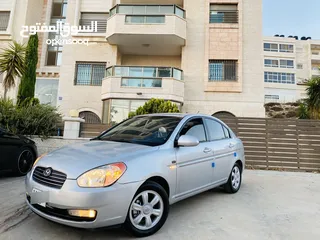  2 هونداي فيرنا فل اوتماتك ماتور 1600 السيارة ماشاءالله بحالة ممتازة جدا ترخيص وتأمين جديد. الله يبارك