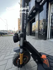  13 سكوتر KuKirin M5 Pro Electric Scooter سكوتر كهربائي ام 5 برو عالي السرعة حتى 80 كم/ساعة مستعمل وكالة