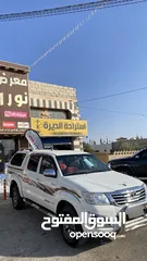  4 تويوتا هايلوكس 2014 قير عادي وارد عماني