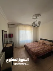  2 روف مفروش للايجار بإطلالة مميزة جداً