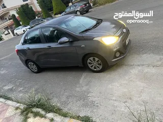  1 هيونداي i10أتوماتيك 2015