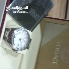  4 VERSACE ساعة فيرساتشي سويسري اصلي غنيه عن تعريف