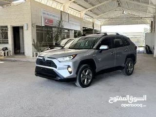  8 تويوتا راف فور ((2021)) XLE بريميوم، بطاريه ليثيوم، فل كامل، فورويل، حرة، بحالة الوكاله، بسعر مميز..