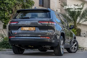  25 Jeep Grand Cherokee L 2021 Limited    السيارة بحالة الوكالة و قطعت مسافة 17,000 ميل فقط