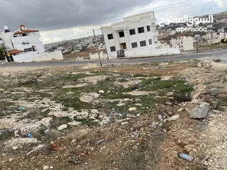  9 ارض سكنية على شارعين وباطلالة مميزة للبيع شفابدران عيون الذيب  700 م قرب مسجد صرفند من المالك مباشرة
