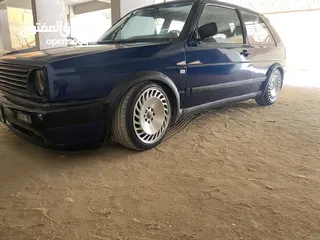  17 جولف 2 كوبيه gti فبريكه دواخل و سقف و كبوت و شنطه من الخارج