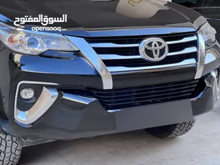  8 Toyota fortuner 2018 وارد المركزيه