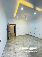  9 فــيلا 3 طوابق مفصولة الحشان سوق الجمعة
