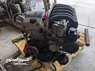  1 ماتور مرسيدس ديزل و ماتور  لاندروفر 3.9 مع قير عادي   (  رنج روفر و ديفندر و دسكفري )