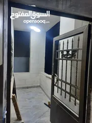  3 شقة مميزة للايجار،ط اول،تشطيب فلل،عرسا فقط
