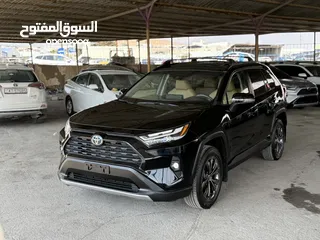  20 تويوتا راف فور ((2023)) XLE بريميوم، بطارية ليثيوم، فحص كامل، فل كامل، فورويل، حره، بسعر مميز..