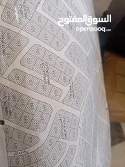  4 ارض للبيع مساحتها 1070م  قرب ش السلام ناعور ومرج الحمام واجهه عربضة مستوية مربعة  تصلح لاسكان سكن ب