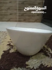  2 صحون جديد.
