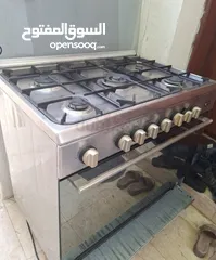  4 فرن غاز 5شعله بحاله الوكاله نوع يطالي  بمباني