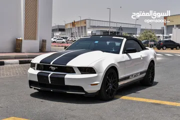  2 2012 Ford Mustang V6 American specs full options