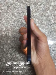  6 ايفون 12 وكالة الوكالة اقرا الوصف وشوف الصور بتعرف عن شو بحكي لانوه التلفون ما شاء الله نضيفف كثيرر