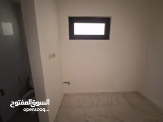  6 شقة غير مفروشة للأيجار ( Property 43370 )-175068057