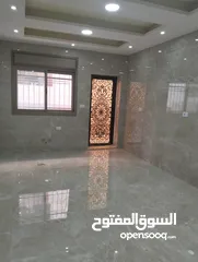  5 شقه للبيع الجبيهه حي المنصور