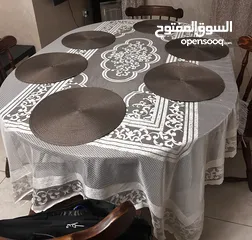  6 Dining table / طاولة سفرة طعام