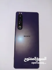  2 سوني 1 مارك 3  شاشة قياس 6.5 انش وبدقة 1644 x 3840 بيكسل ,معالج ثماني النواة Octa-core وذاكرة رام ب