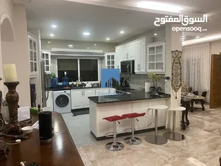  21 شقة أرضية فاخرة للبيع في خلدا  - قرب إشارة البنك العربي 140م مع ترس امامي 50م تشطيب سوبر ديلوكس