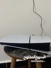  2 بلاستيشن 5 وارد شرق اوسط استخدام بسيط جدا مع الايد الاصليه مع جميع الوصلات الاصليه استخدام كثير قليل