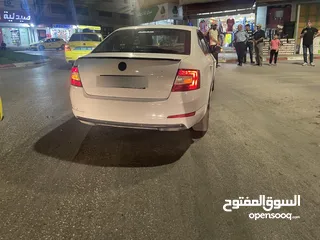  3 سكودا أوكتافيا 2016 ديزل 1600 سي سي، جير عادي، جنط مغنيسيوم، حالة ممتازة