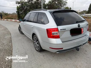  1 سكودا اوكتافيا 2018 ماطور 2000 اوتوماتيك