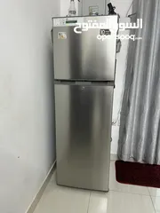  1 Media Refrigerator almost New