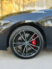  5 BMW 330 e mpackage