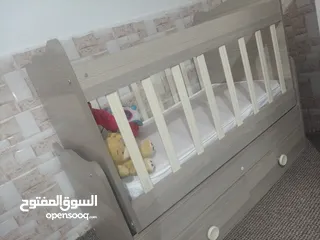  2 تخت أطفال للبيع