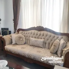  3 كنب تفصيل خشب زان شبه جديد 9 مقاعد
