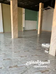  4 مخازن تجارية للبيع بعدد 7 مخازن