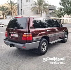  3 Toyota Land Cruiser 1999