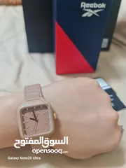  4 ساعة ريبوك الأصلية