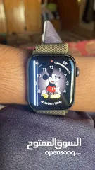  4 Apple Watch SE